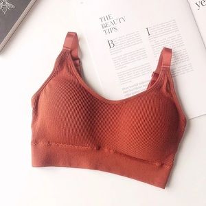 New Padded Seamless Caramel Athletic Sports Bra